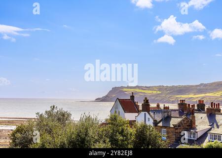 Die malerische Landschaft von Robin Hood's Bay, einem malerischen alten Fischerdorf an der Heritage Coast der North York Moors in England. Stockfoto