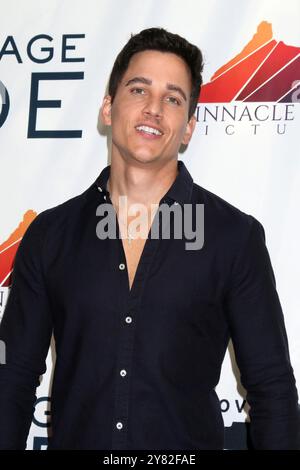 CA. 1. Oktober 2024. Mike Manning bei Arrivals for THE AVERAGE JOE Premiere, TCL Chinese Theatre, Los Angeles, CA, 1. Oktober, 2024. Quelle: Priscilla Grant/Everett Collection/Alamy Live News Stockfoto