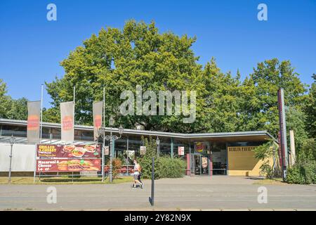 Burger King Imbiss, Berlin-Pavillon, Straße des 17. Juni Ecke Klopstockstraße, Tiergarten, Mitte, Berlin, Deutschland *** Burger King Snackbar, Berlin Pavillon, Straße des 17 Juni Ecke Klopstockstraße, Tiergarten, Mitte, Berlin, Deutschland Stockfoto