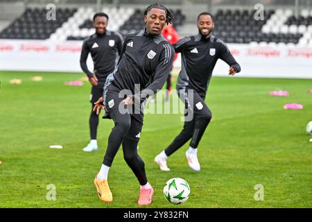 Pasching, Österreich. Oktober 2024. PASCHING, ÖSTERREICH -2. OKTOBER: Alexis Tibidi von LASK im Abschlusstraining LASK zur UEFA Conference League MD1 voestalpine Stadion am 2. Oktober 2024 in Pasching, Österreich.241002 SEPA 20 055 - 20241002 PD7636 Credit: APA-PictureDesk/Alamy Live News Stockfoto