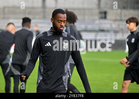 Pasching, Österreich. Oktober 2024. PASCHING, ÖSTERREICH -2. OKTOBER: Melayro Bogarde von LASK im Abschlusstraining LASK zur UEFA Conference League MD1 voestalpine Stadion am 2. Oktober 2024 in Pasching, Österreich.241002 SEPA 20 025 - 20241002 PD8065 Credit: APA-PictureDesk/Alamy Live News Stockfoto