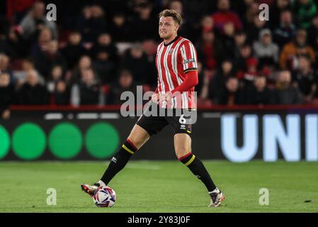 Harry Souttar von Sheffield United im Einsatz während des Sky Bet Championship Matches Sheffield United gegen Swansea City in der Bramall Lane, Sheffield, Großbritannien, 2. Oktober 2024 (Foto: Alfie Cosgrove/News Images) Stockfoto