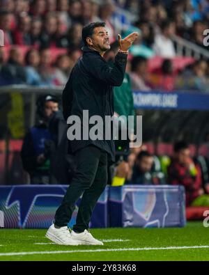 Girona, Spanien. Oktober 2024. Während des UEFA Champions League-Spiels spielte DATE 2, das zweite Leg, zwischen Girona FC und Feyenoord am 2. Oktober 2024 im Montilivi-Stadion in Girona Spanien. (Foto: Sergio Ruiz/Imago) Credit: PRESSINPHOTO SPORTS AGENCY/Alamy Live News Stockfoto