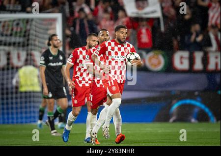 Girona, Spanien. Oktober 2024. Während eines UEFA Champions League-Spiels zwischen Girona FC und Feyenoord am Estadi Municipal de Montilivi in Girona, Spanien, am 2. Oktober 2024. Foto: Felipe Mondino/SIPA USA Credit: SIPA USA/Alamy Live News Stockfoto