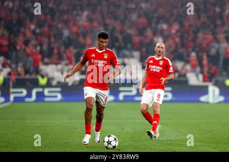 Portugal. Oktober 2024. Alexander Bah Verteidiger von SL Benfica während des UEFA Champions League-Fußballspiels zwischen SL Benfica und LOSC Lille im Estadio da Luz in Lissabon am 2. Oktober 2024. UEFA Champions League - SL Benfica vs Atletico Madrid (Valter Gouveia/SPP) Credit: SPP Sport Pressefoto. /Alamy Live News Stockfoto