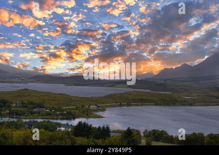 14. September 2024 - Vestvageya, Lofoten Inseln, Norwegen Blick auf Borg über die Borg-Bucht vom Aussichtspunkt Torvdalshalsen auf der Insel Vestvageya, Stockfoto