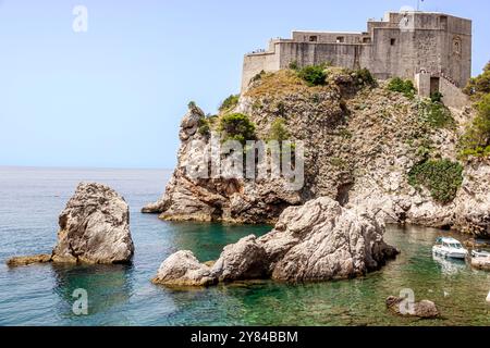 Dubrovnik Kroatien, Altstadt, Brsalje Straße, Fort Lovrijenac Tvrdava, historische mittelalterliche Festung St. Lawrence, Westhafenhafen, kroatischer Balkan Europa Stockfoto