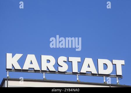 Logo Karstadt Galeria Kaufhof in einem Kaufhaus, Bremen, Deutschland, Europa Stockfoto