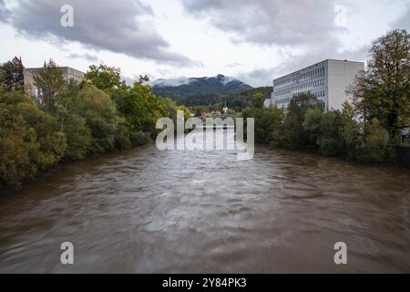 Rathaus der Stadt Leoben am Ufer der Mur, Leoben, Steiermark, Österreich, Europa Stockfoto