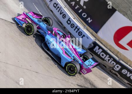 Der INDYCAR-Fahrer DEVLIN DeFRANCESCO (29) aus Toronto, Kanada, fährt während einer praktischen Übung in seinem Andretti Steinbrenner Autosport Honda durch die Kurven Stockfoto