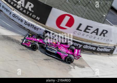 Der INDYCAR-Fahrer SIMON PAGENAUD (60) aus Montorillon, Frankreich, reist in seinem Meyer Shank Racing Honda-Fahrzeug während einer Übungseinheit für die Rennfahrer durch die Kurven Stockfoto