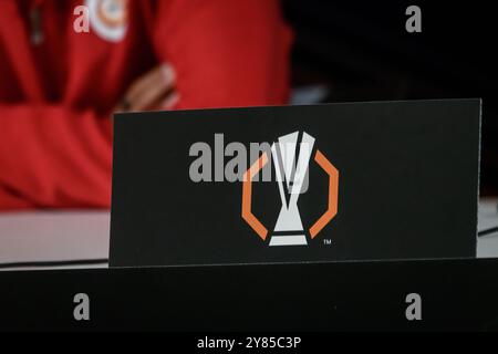 RIGA, Lettland. Oktober 2024. GALATASARAY-Team, während der Pressekonferenz vor dem Spiel der UEFA Europa League zwischen RFS und GALATASARAY. Quelle: Gints Ivuskans/Alamy Live News Stockfoto