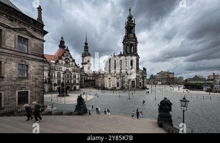 Prächtige historische Architektur, verwüstet im Zweiten Weltkrieg, Stadtzentrums-Architektur in Dresden, Deutschland. Stockfoto