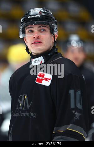 Justin Schuetz (Köln) Loewen Frankfurt vs Koelner Haie, Eishockey, DEL, 01.10.2024 Foto: Rene Weiss/Eibner Stockfoto