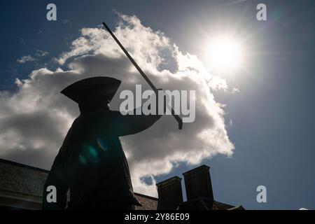 Die Statue des Rentners von Philip Jackson vor dem Royal Hospital Chelsea, London Stockfoto