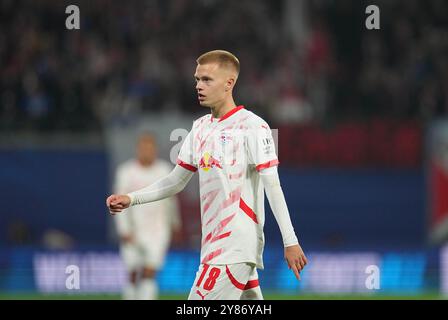 Leipzig, Deutschland. 2. Oktober 2024. Arthur Vermeeren von Leipzig während des MD2-Spiels zwischen RB Leipzig und Juventus in der Red Bull Arena in Leipzig. Quelle: Ulrik Pedersen/Alamy Stockfoto