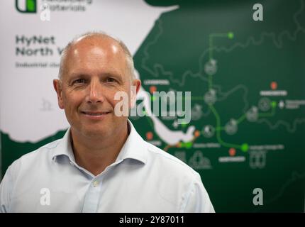 Simon Willis, CEO des Vereinigten Königreichs, wurde in der Zementproduktionsanlage des Padeswood Works von Heidelberg Materials in Mold, Flintshire, Nordwales, abgebildet. Heidelberg Stockfoto