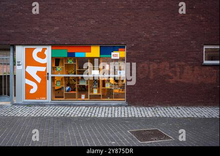 Nichtregierungsorganisation CAW und JAC in Heverlee, Leuven, Belgien, 22. September 2024 Stockfoto