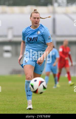 Aschheim, Deutschland. Oktober 2024. Aschheim, 3. Oktober 2024: Antonia Haase (2. VfL Bochum) während des 2. Frauen-Bundesliga-Spiel zwischen dem FC Bayern München II und dem VfL Bochum im Sportpark Aschheim. (Sven Beyrich/SPP) Credit: SPP Sport Press Photo. /Alamy Live News Stockfoto