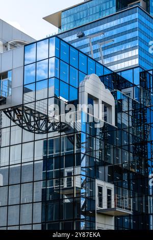 Osaka, Japan - 17. August 2024: Umeda Sky Building in Osaka. Stockfoto