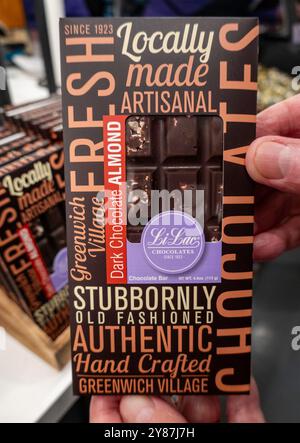 Li-Lac Chocolates ist Manhattans ältestes Chocolate House - seit 1923 - mit einem Geschäft im Grand Central Terminal Market, New York City, USA 2024 Stockfoto