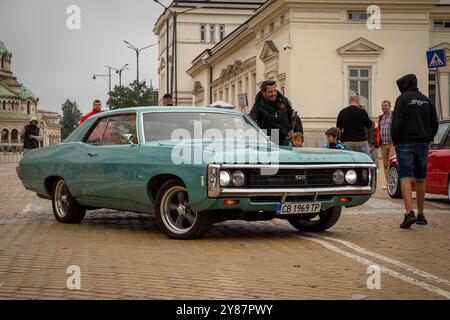 Sofia, Bulgarien - 15. September 2024: Parade der alten Oldtimer bei der Herbstparade in Sofia, Bulgarien, 1969 Chevrolet Bel Air Stockfoto