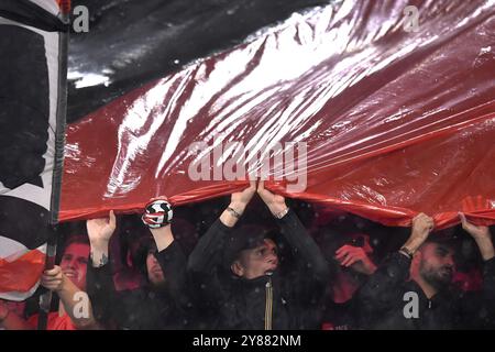 Rom, Italien. Oktober 2024. Nizza-Fans während des Europa League-Fußballspiels zwischen SS Lazio und OGC Nice im Olimpico-Stadion in Rom (Italien), 3. Oktober 2024. Quelle: Insidefoto di andrea staccioli/Alamy Live News Stockfoto