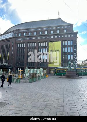 Stockmann Helsinki Centre ist ein kulturell bedeutendes Geschäftsgebäude und Kaufhaus im Zentrum von Helsinki, Finnland Stockfoto