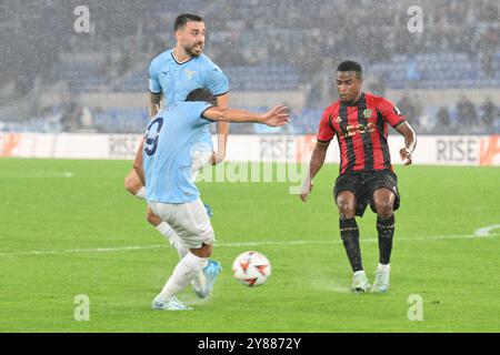 Stadio Olimpico, Rom, Italien. Oktober 2024. UEFA Europa League Football; Lazio gegen Nizza; Pedro von SS Lazio schießt und erzielt das Tor für 1-0 in der 20. Minute Credit: Action Plus Sports/Alamy Live News Stockfoto