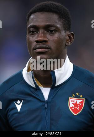 Mailand, Italien, 1. Oktober 2024. Nasser Djiga vom FC Crvena Zvezda sieht in der Aufstellung vor dem Spiel der UEFA Champions League in Giuseppe Meazza, Mailand. Der Bildnachweis sollte lauten: Jonathan Moscrop / Sportimage Stockfoto