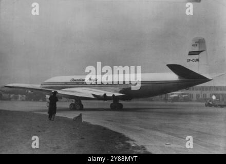 Das erste de Havilland Comet-Flugzeug, das Australien besucht, die Empress of Hawaii, verlässt London am Sonntag. Sie wird am Donnerstag in Sydney eintreffen. Der Komet wird den Jet-Dienst der Canadian Pacific Airway zwischen Sydney und Honolulu eröffnen. März 1953. Stockfoto