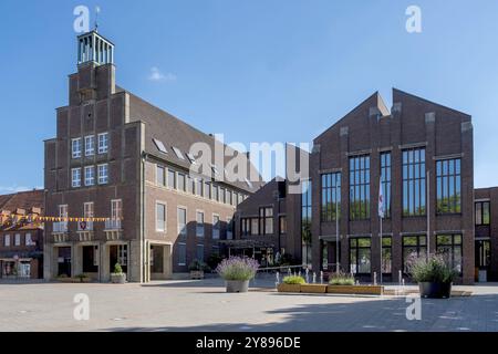 Altes und neues Rathaus, Ahaus, Münsterland, Nordrhein-Westfalen, Deutschland, Europa Stockfoto