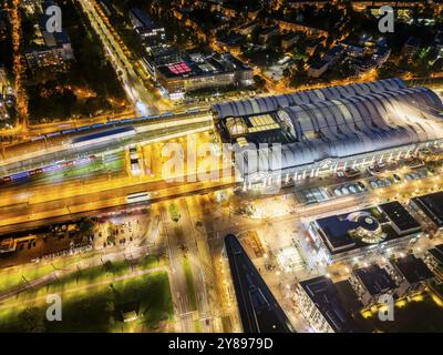 Dresden Südvorstadt Hauptbahnhof und Prager Straße, Dresden Luftaufnahme, Dresden, Sachsen, Deutschland, Europa Stockfoto