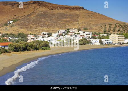 Korissia, ein natürlicher Hafen, begrüßt Sie auf der Insel Kea, Griechenland, Europa Stockfoto