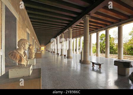 Die Stoa von Attalos (159 v. Chr.) im antiken Athen Agora, Griechenland, Europa Stockfoto