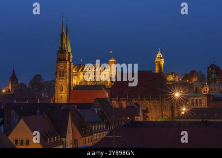 Panoramablick auf Nürnbergs Altstadt und das Kaiserschloss, Deutschland, Europa Stockfoto