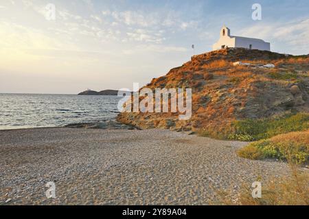 Agios Georgios am Hafen von Korissia auf der Insel Kea, Griechenland, Europa Stockfoto