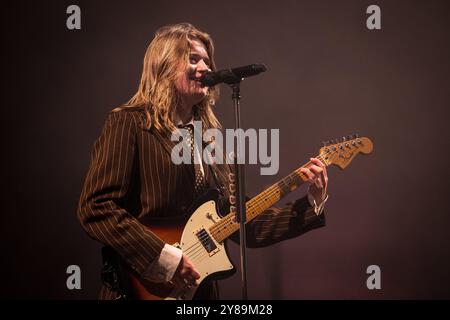 Oslo, Norwegen. Oktober 2024. Die norwegische Sängerin, Songwriterin und Musikerin Girl in Red gibt ein Live-Konzert im Oslo Spektrum in Oslo. Quelle: Gonzales Photo/Alamy Live News Stockfoto