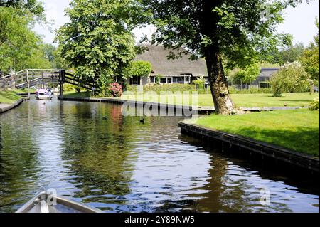 Kleines Dorf Giethoorn ein Märchendorf in den Niederlanden Stockfoto