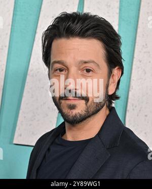 Hollywood, USA. Oktober 2024. Diego Luna kommt am 3. Oktober 2024 in Hollywood, KALIFORNIEN, zur Premiere von La Maquina Los Angeles im Hollywood Athletic Club, © Lisa OConnor/AFF-USA.com Credit: AFF/Alamy Live News Stockfoto