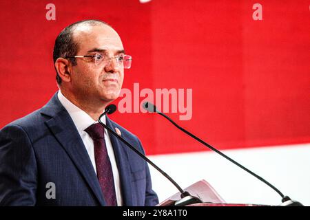 Tunis, Tunesien. Oktober 2024. Tunis, Tunesien. Oktober 2024. Der Präsident der Hohen Unabhängigen Wahlkommission Tunesiens (ISIE), Farouk Bouasker, spricht während der Eröffnungszeremonie des Medienzentrums. Das Medienzentrum soll internationale Journalisten aufnehmen, die die tunesischen Präsidentschaftswahlen am 06. Oktober 2024 berichten (Foto: © Hasan mrad/IMAGESLIVE via ZUMA Press Wire). Nicht für kommerzielle ZWECKE! Stockfoto