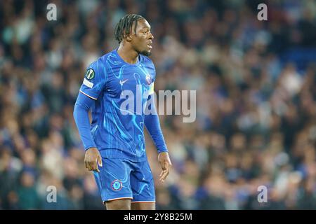 London, Großbritannien. Oktober 2024. Axel Disasi von Chelsea während des Spiels Chelsea FC gegen KAA Gent UEFA Europe Conference League Runde 1 in Stamford Bridge, London, England, Großbritannien am 3. Oktober 2024 Credit: Every Second Media/Alamy Live News Stockfoto