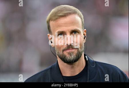 vor Spielbeginn: Trainer Sebastian Hoeness VfB Stuttgart Porträt VfB Stuttgart vs. Sparta Prag, Fussball, UEFA Champions League, Spieltag 2, Saison 2024/25, 01.10.2024 Foto: Eibner-Pressefoto/Michael Weber Stockfoto