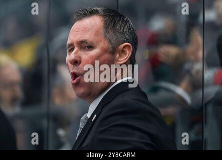 Ted Dent (Chef-Trainer, Augsburger Panther). GER, Augsburger Panther gegen Iserlohn Roosters, Eishockey, DEL, 5. Spieltag, Saison 2024/2025, 02.10.2024. Foto: Eibner-Pressefoto/Heiko Feiner Stockfoto