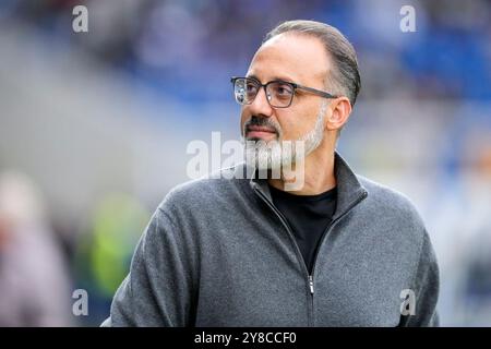 Sinsheim, Deutschland. Oktober 2024. Pellegrino Matarazzo (Rino, Trainer, Cheftrainer, Hoffenheim), Einzelbild, Einzelfoto, Aktion, 03.10.2024, Sinsheim (Deutschland), Fussball, UEFA Europa League, Gruppenphase, TSG 1899 Hoffenheim - Dynamo Kiew, VORSCHRIFTEN VERBIETEN DIE VERWENDUNG VON FOTOS ALS BILDSEQUENZEN UND/ODER QUASI-VIDEO. Quelle: dpa/Alamy Live News Stockfoto