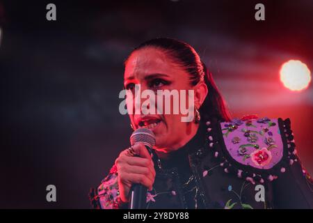 Sala La Riviera, Madrid, Spanien. Oktober 2024. Maria Pelae Live-Auftritt. Sala La Riviera, Madrid, Spanien. Quelle: EnriquePSans/Alamy Live News Stockfoto