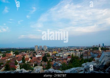 Blick auf die Stadt vom Turm Gardos in Zemun in der Nähe von Belgrad in Serbien Stockfoto