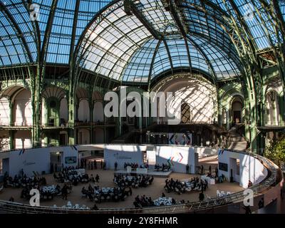 FRANKREICH-FRANKOPHONIE-POLITIK-GIPFEL-DIPLOMATIE Plenarsitzung am zweiten und letzten Tag des Frankophonie-Gipfels im Grand Palais. Paris, 5. Oktober 2024. PARIS ILE-DE-FRANCE FRANKREICH URHEBERRECHT: XANDREAXSAVORANIXNERIX FRANCE-FRANCOPHONIE-POLITICS-TOP ASAVORANINERI-1 Stockfoto