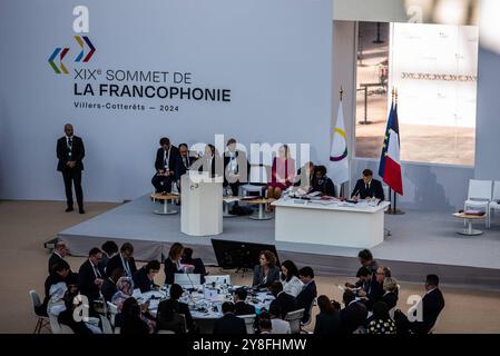 FRANKREICH-FRANKOPHONIE-POLITIK-GIPFEL-DIPLOMATIE Plenarsitzung am zweiten und letzten Tag des Frankophonie-Gipfels im Grand Palais. Paris, 5. Oktober 2024. PARIS ILE-DE-FRANCE FRANKREICH URHEBERRECHT: XANDREAXSAVORANIXNERIX FRANCE-FRANCOPHONIE-POLITICS-TOP ASAVORANINERI-11 Stockfoto