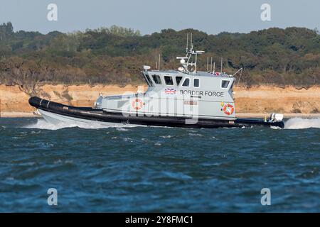 HMC Eagle wird von der britischen Grenztruppe als Küstenpatrouillenschiff betrieben - Oktober 2016. Stockfoto